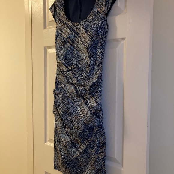 Le Chateau wedding guest / formal dress - Picture 4 of 7